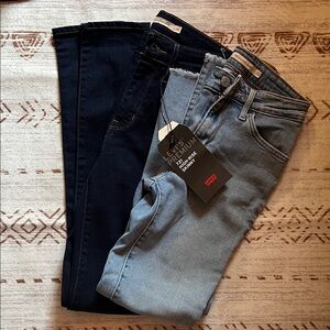 Bundle of 2  Levi's Premium Women's High-Rise Skinny Jeans - Navy